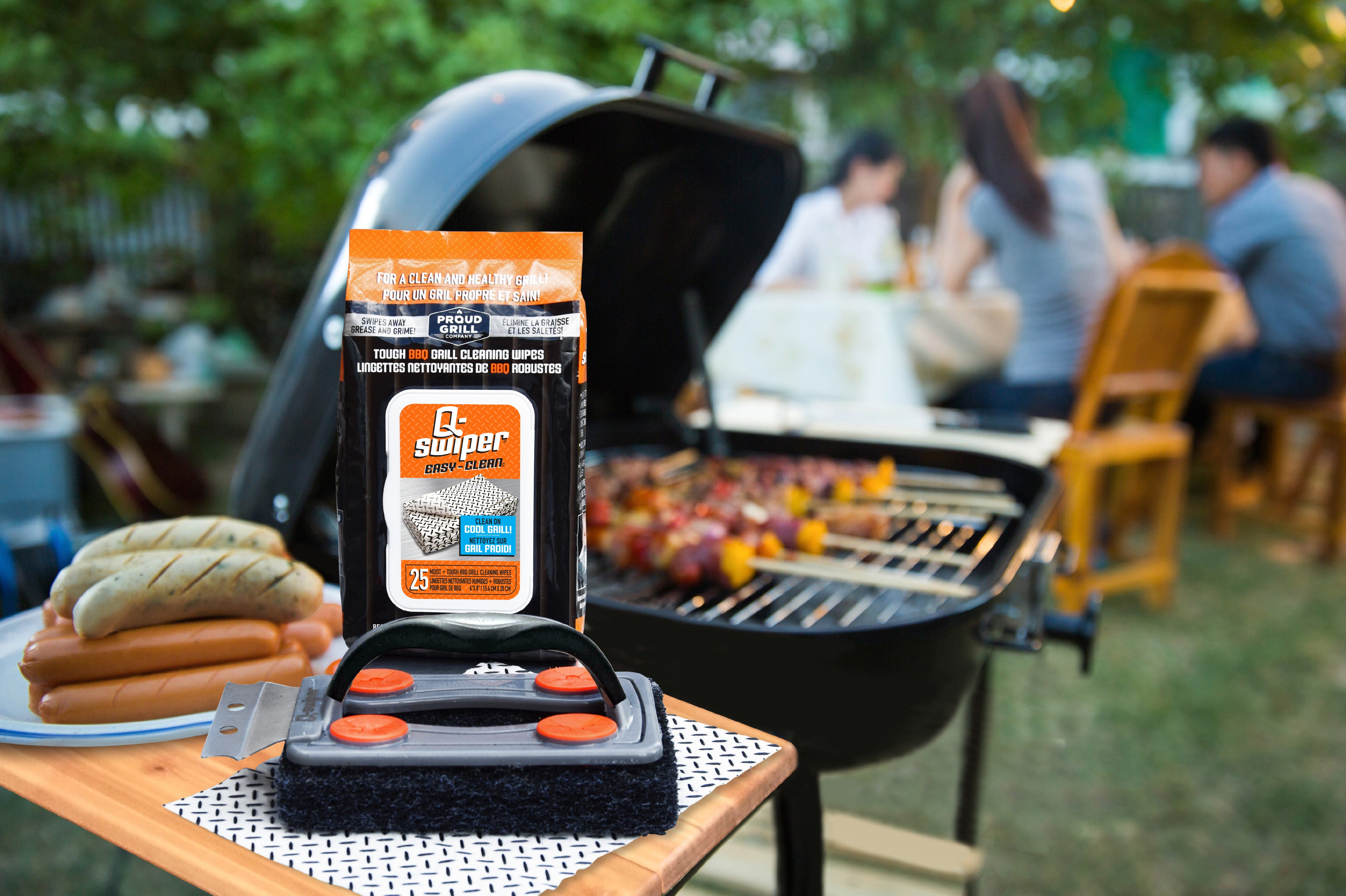 Q-Swiper Easy Clean Grill Cleaner | Grommet